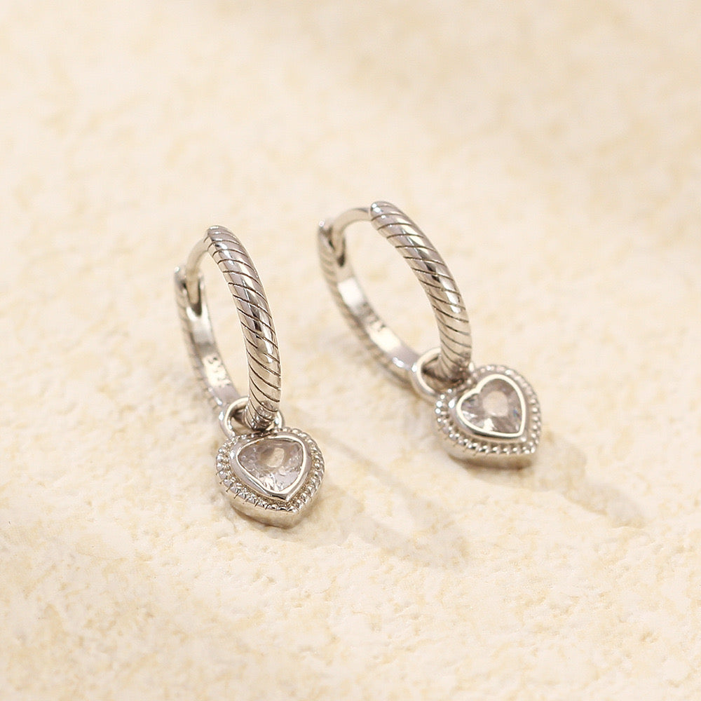 MUKI EARRINGS