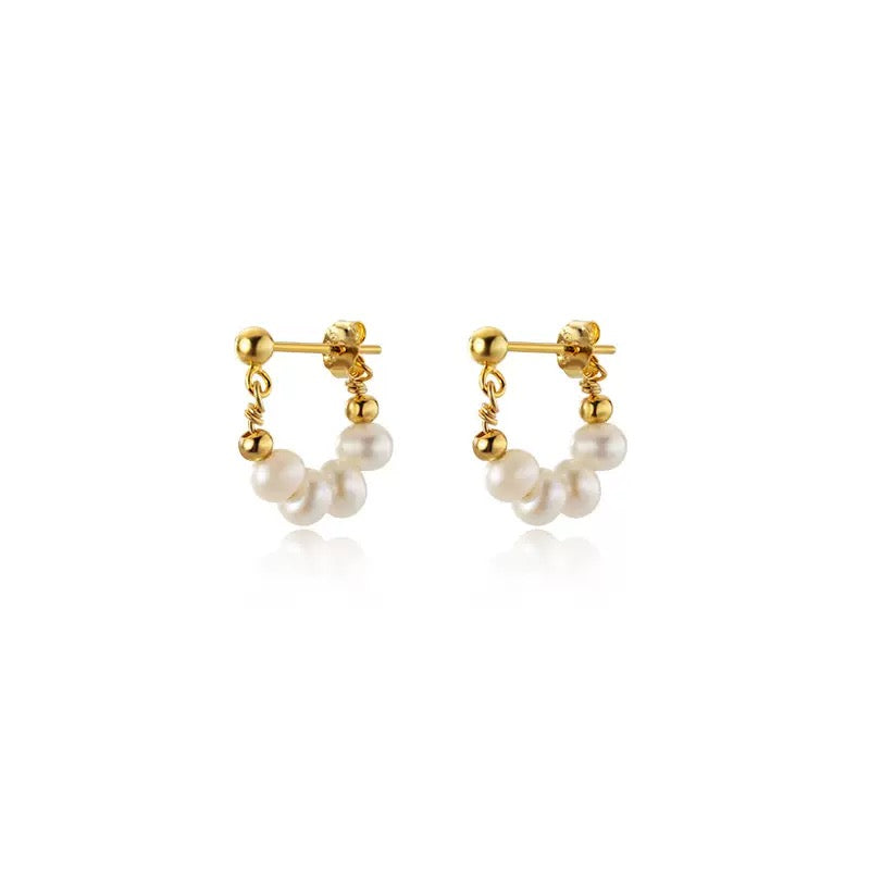 PEGGY PEARLS EARRINGS